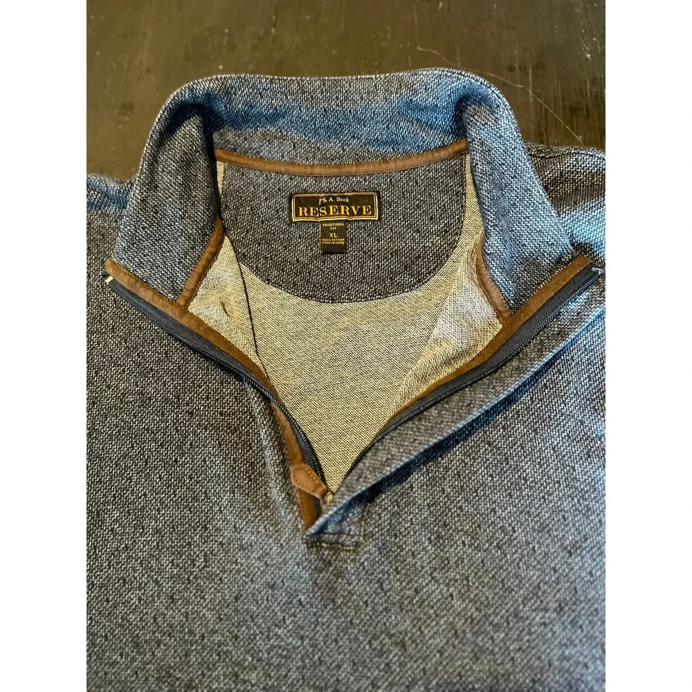 Mens Gray Quarter Zip‎ Pullover Sweater with Elbow Patches